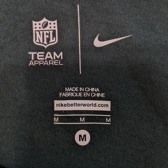 Nike NFL Green Bay Packers V-Neck Tee Womens Size Medium NWT - Picture 3 of 5